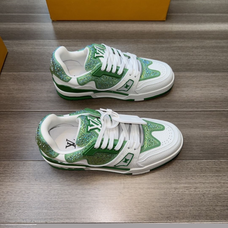 l**is V*t*n sneakers